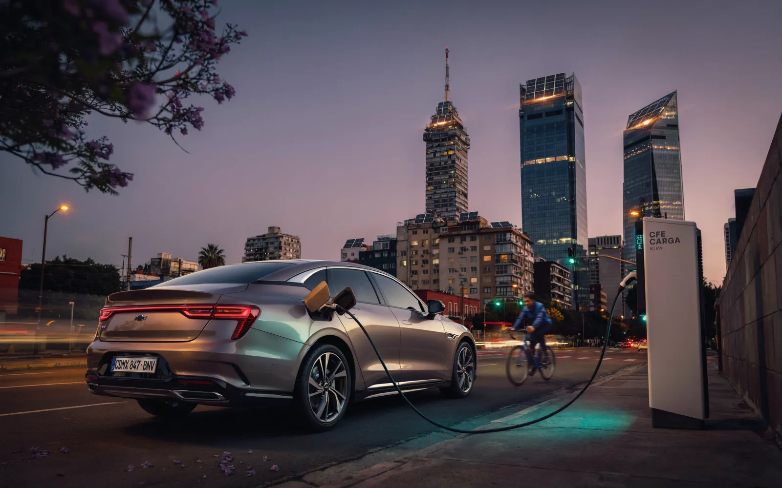 Mexico Unveils Olinia Uno, First Home-Made Electric City Car